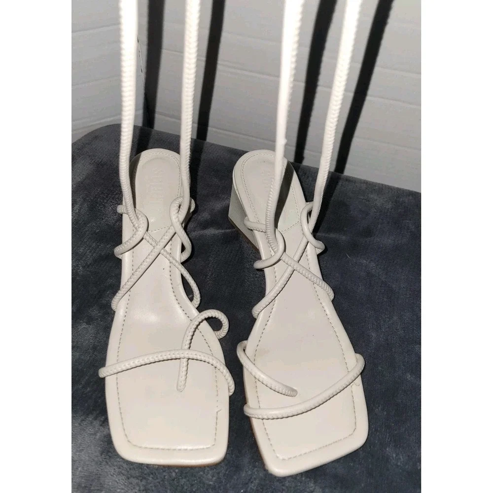 Schutz Womens Fernanda Ivory Strappy Heeled Sandals Sz 8.5 B Square Toe Lace Up‎